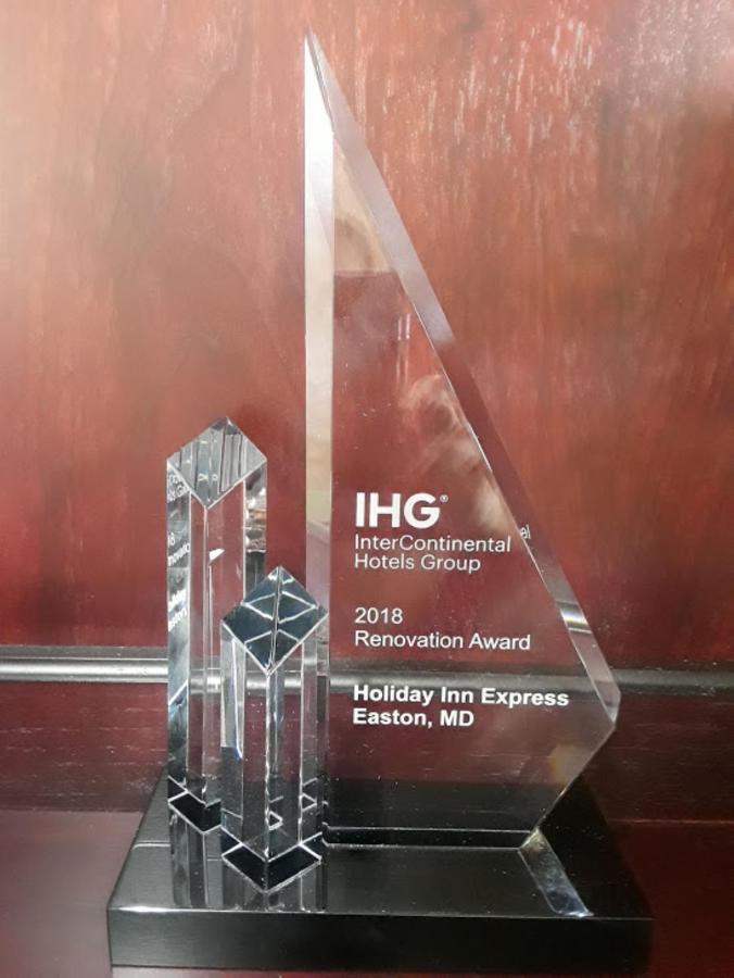 Holiday Inn Express Easton By Ihg Bagian luar foto