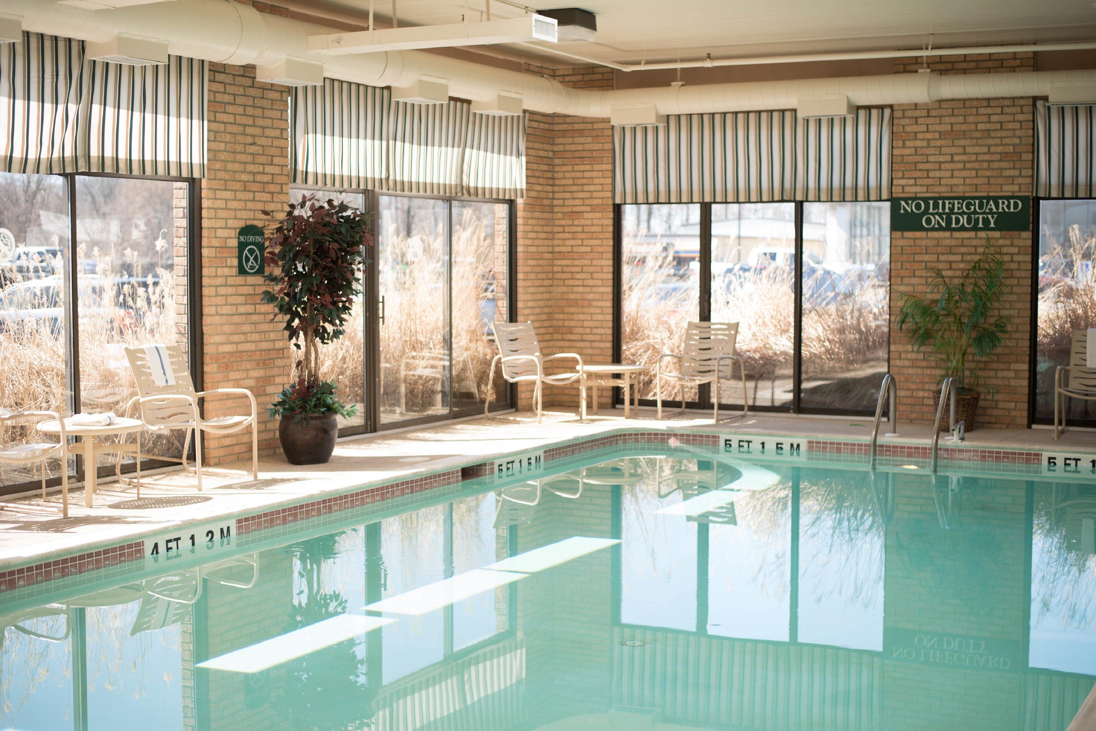 Holiday Inn Express Easton By Ihg Bagian luar foto