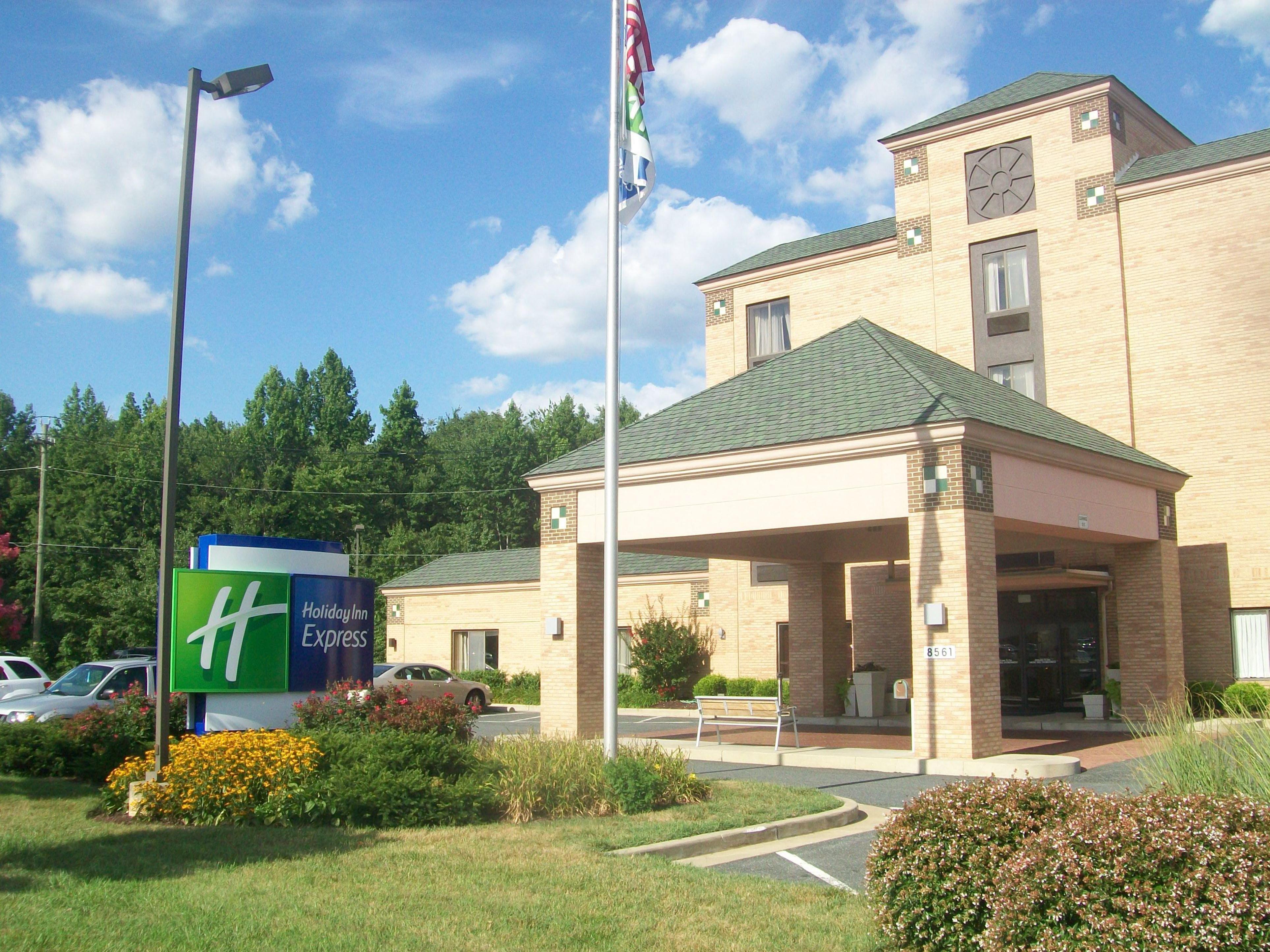 Holiday Inn Express Easton By Ihg Bagian luar foto