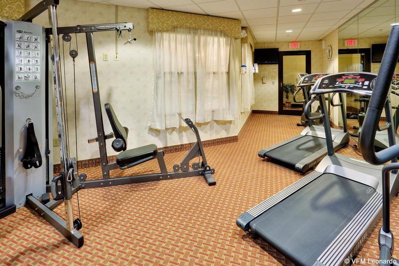 Holiday Inn Express Easton By Ihg Bagian luar foto