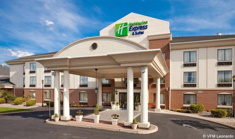 Holiday Inn Express Easton By Ihg Bagian luar foto